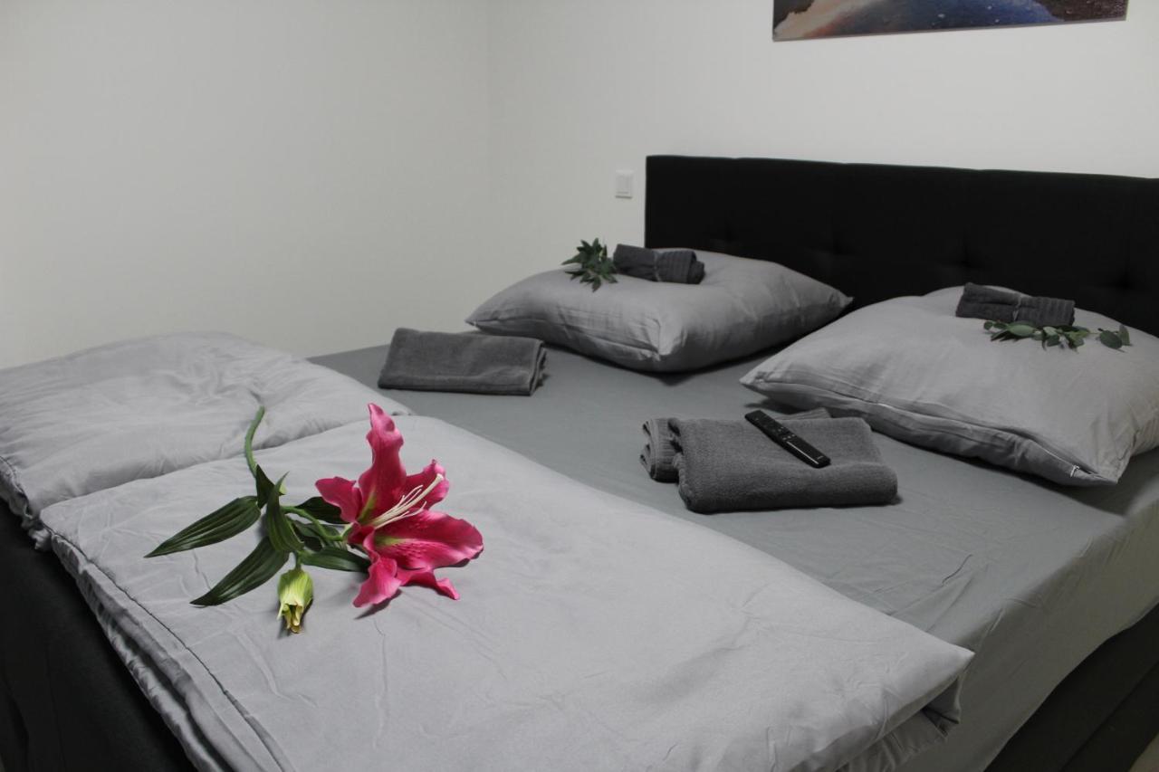 Mont Apartments デュッセルドルフ エクステリア 写真