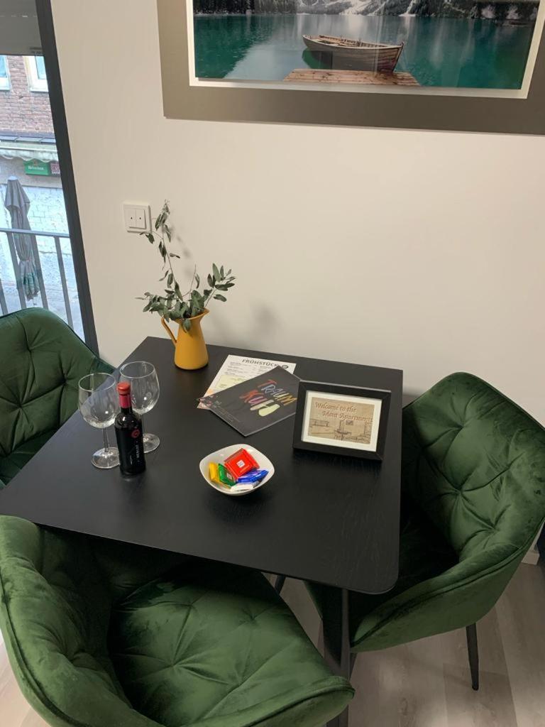 Mont Apartments デュッセルドルフ エクステリア 写真